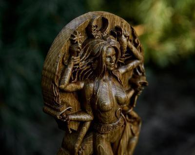 Nestbelaura Greek goddess statue made from synthetic resin in full product view